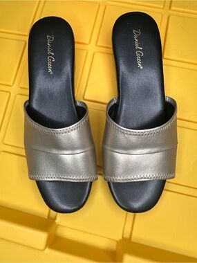 Daniel Green Womens Dormie Slip On Casual Slippers Casual - Black, 7M